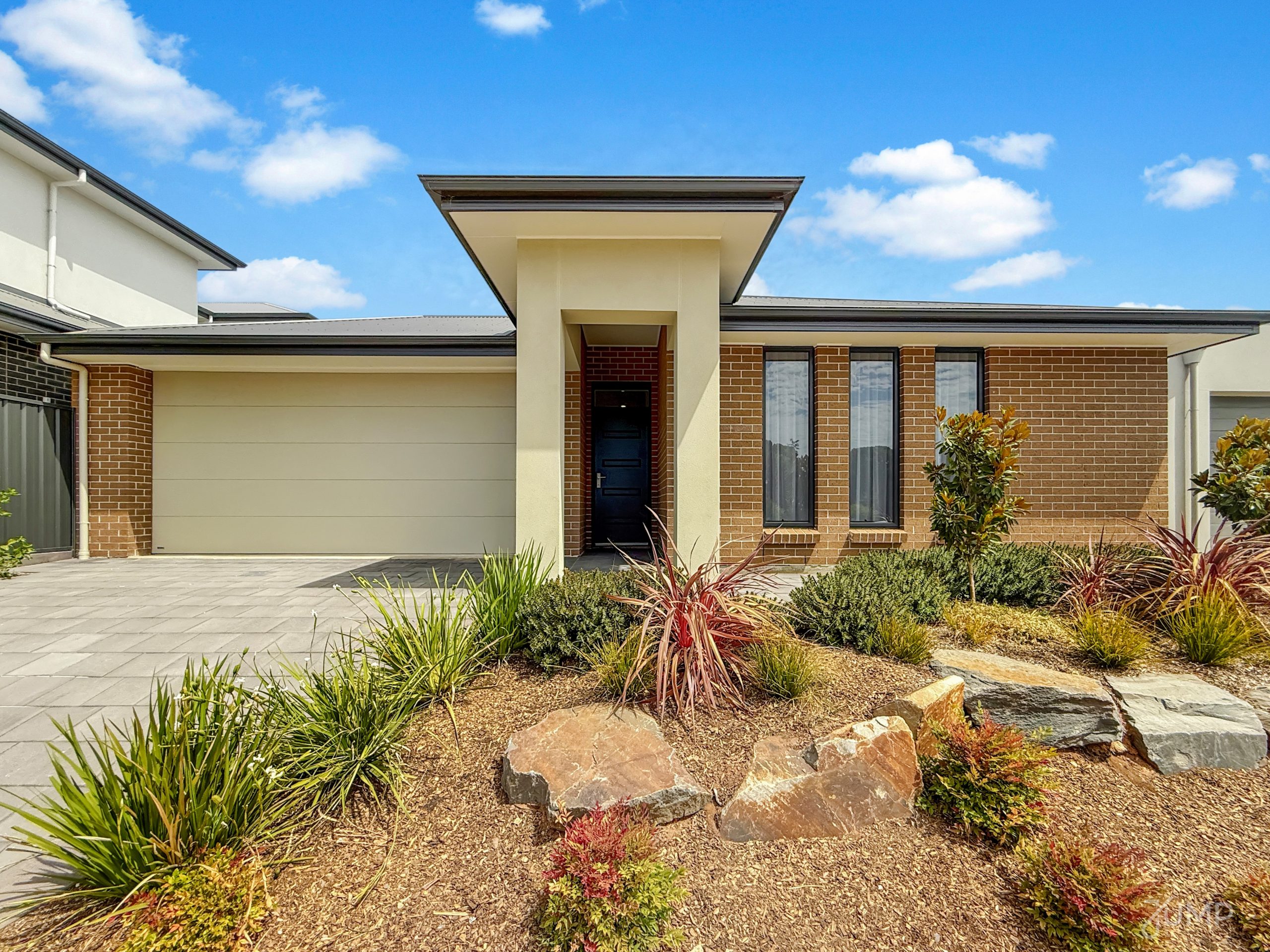 IRE5832668-Old-Reynella