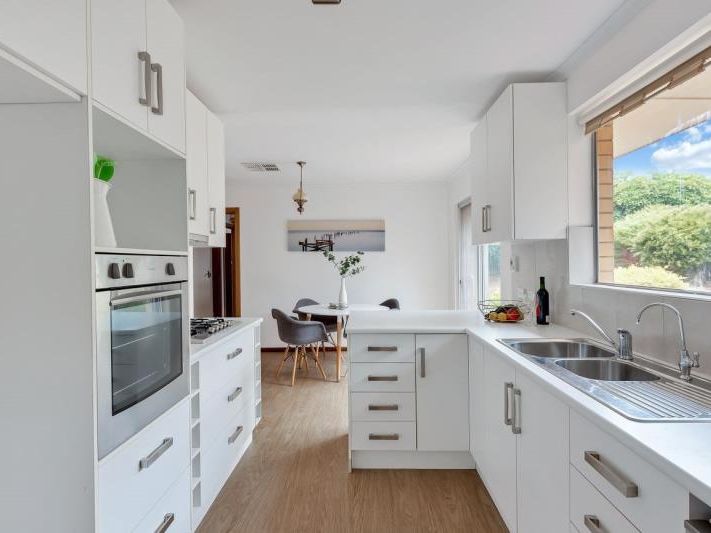 1 Glenburnie Street, HAPPY VALLEY, SA 5159